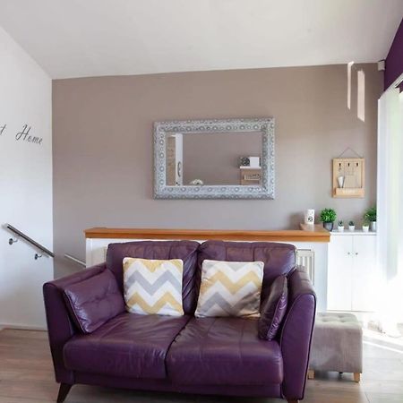 Mosspark Boulevard Exec Apartment II - Free Parking Glasgow Exteriör bild